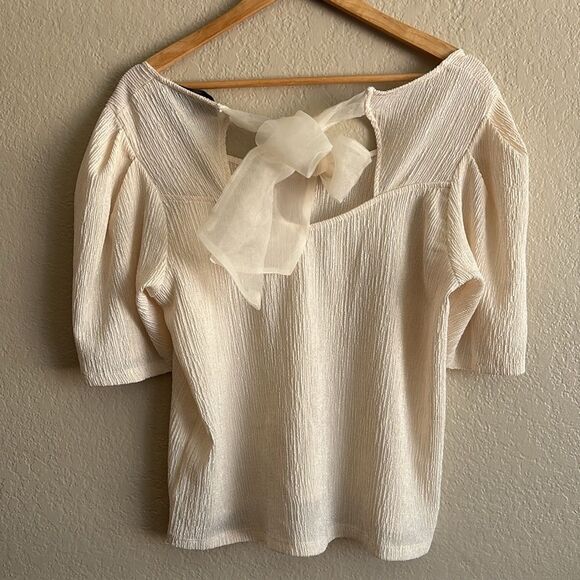 Anthropologie Sunday in Brooklyn Bow Back Puff Sleeve Top Large - Picture 3 of 8